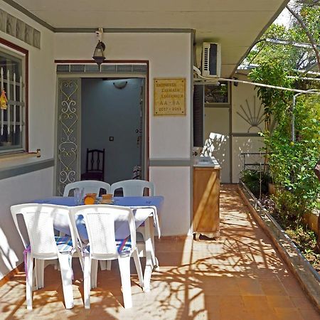 Villa Veni Olive House Kalamata Exterior foto